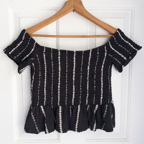 Aeropostale gray and white striped off shoulder ruched crop top with ruffle - Picture 1 of 5